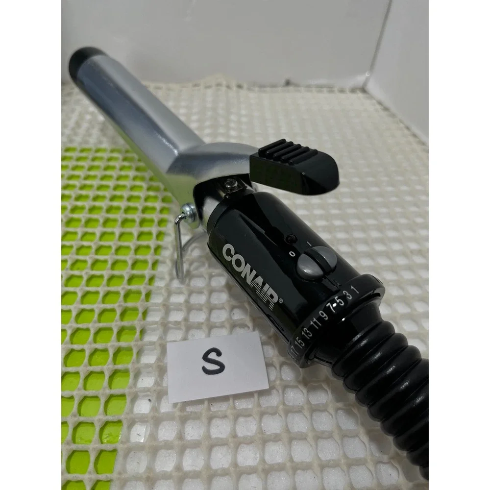 Conair Instant‎ Heat 1 Inch Curling Iron Classic Curls Black New Damaged Box S